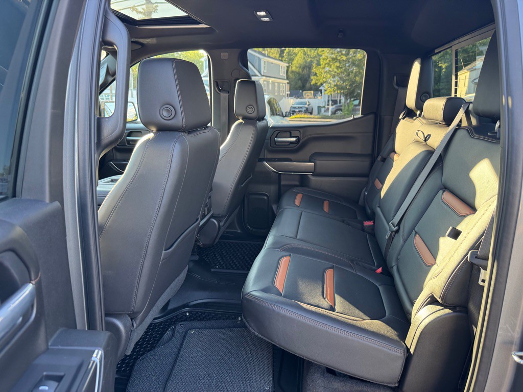 2021 GMC Sierra Image 18