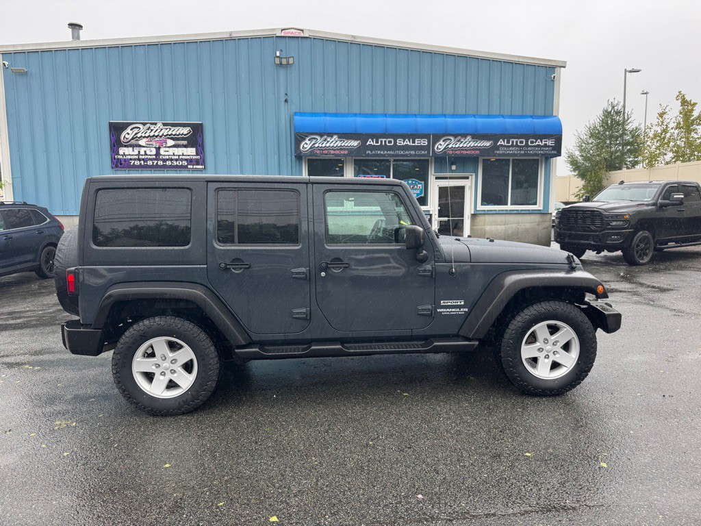 2017 Jeep Wrangler Unlimited Image 1
