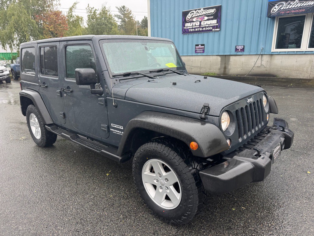 2017 Jeep Wrangler Unlimited Image 2