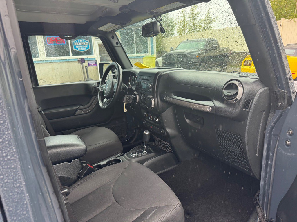 2017 Jeep Wrangler Unlimited Image 8