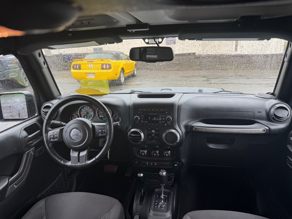 2017 Jeep Wrangler Unlimited Image 12