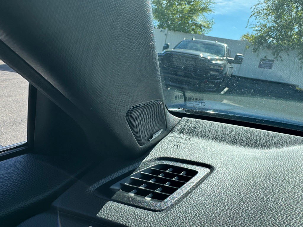 2024 Honda CR-V Image 35