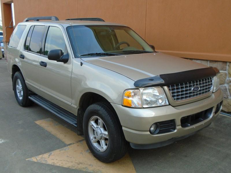 2005 Ford Explorer Image 1