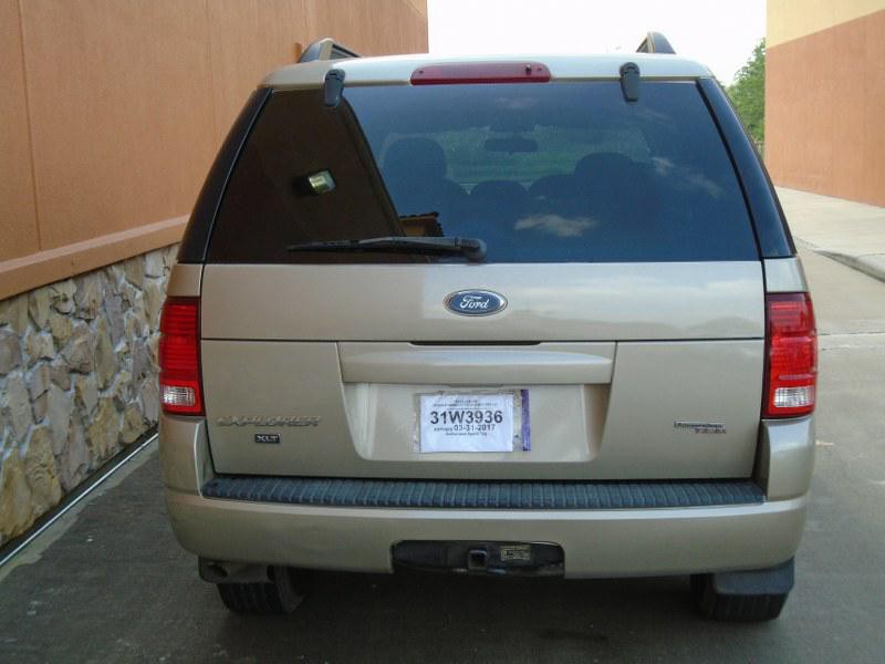 2005 Ford Explorer Image 6