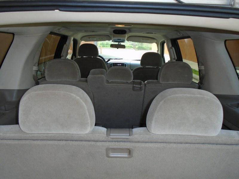 2005 Ford Explorer Image 12