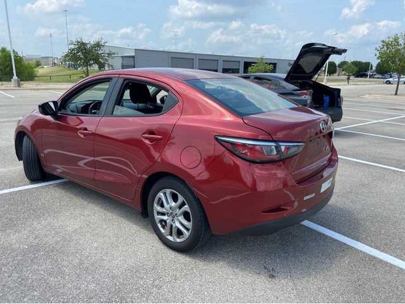 2016 Scion iA Image 3