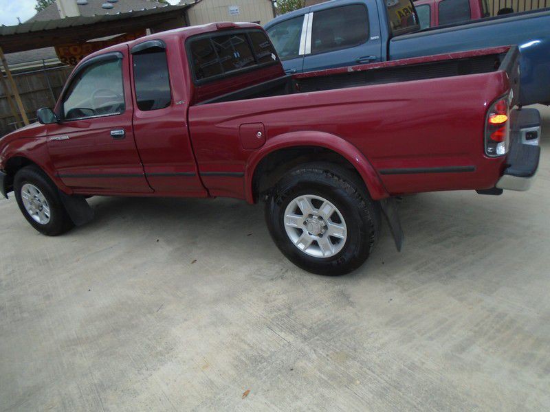 1999 Toyota Tacoma Image 8
