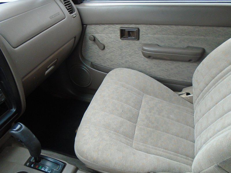 1999 Toyota Tacoma Image 14
