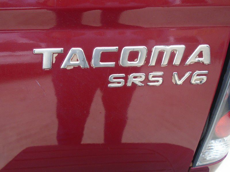 1999 Toyota Tacoma Image 19