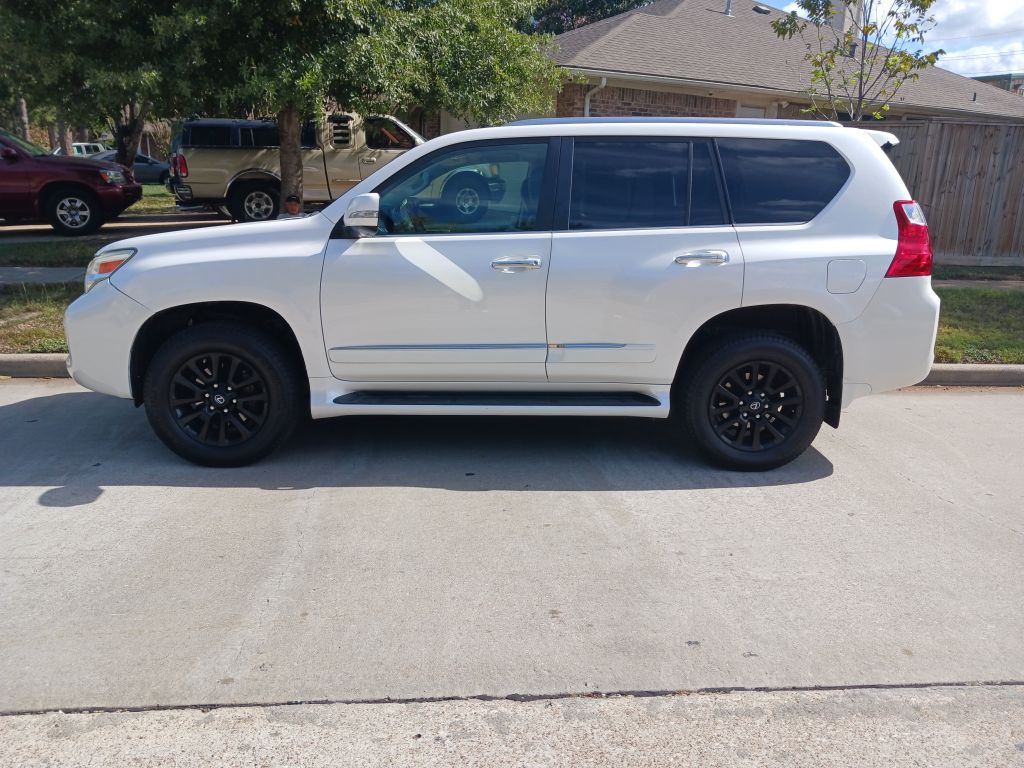 2012 Lexus GX 460 Image 2