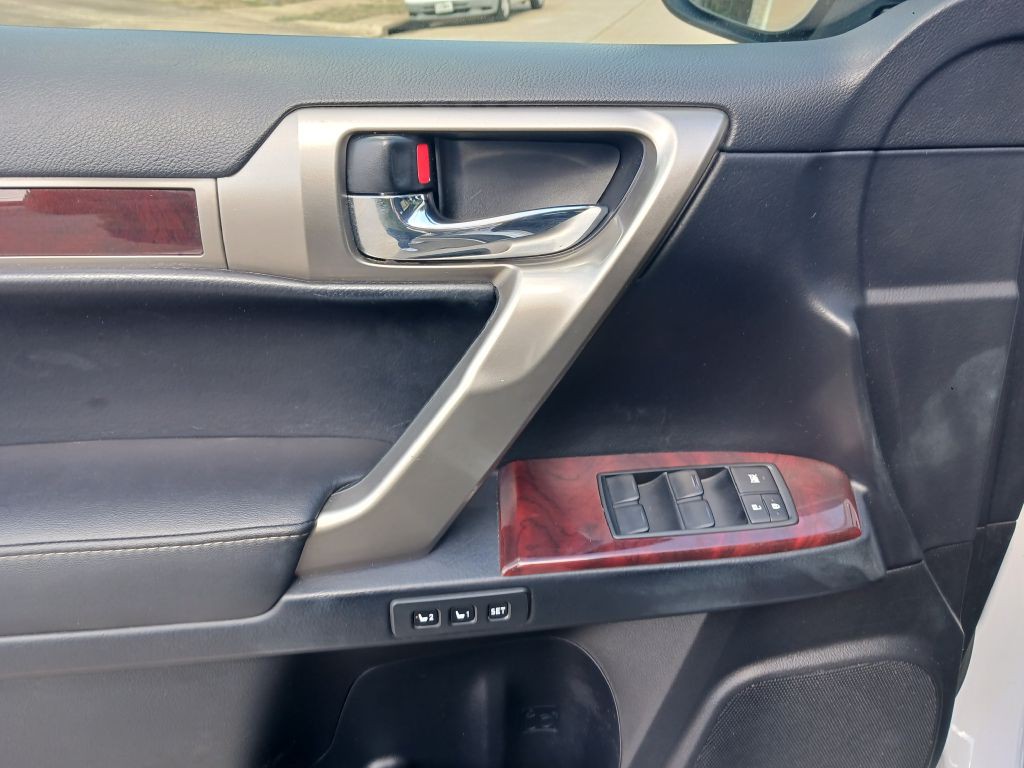 2012 Lexus GX 460 Image 8