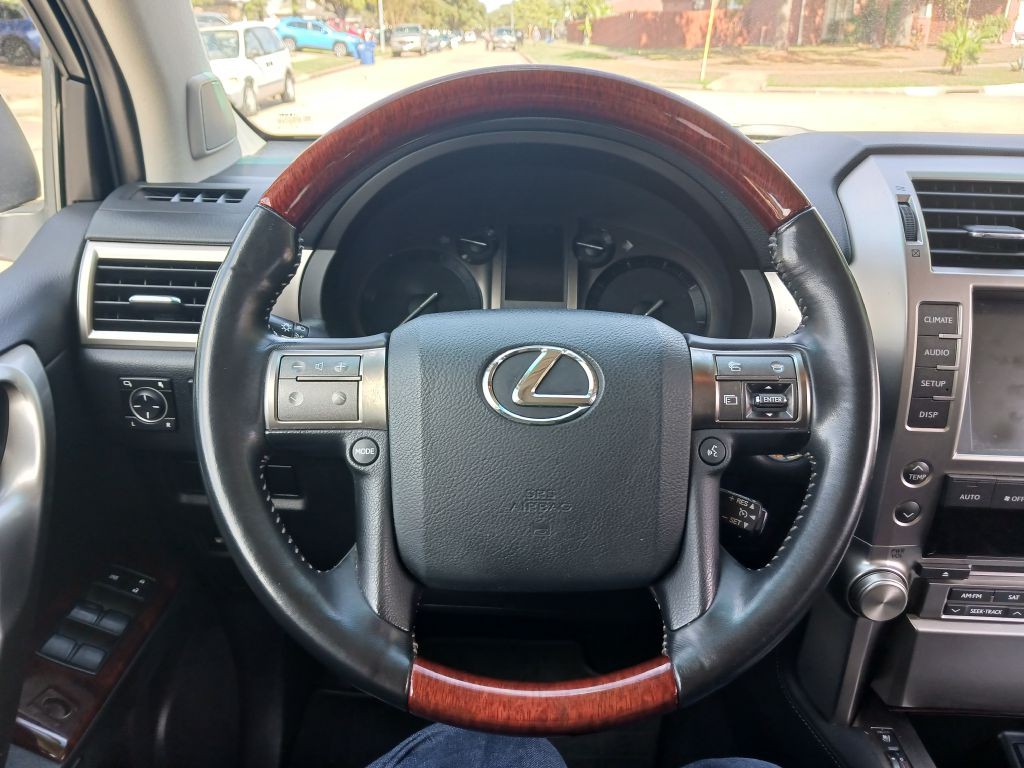 2012 Lexus GX 460 Image 10