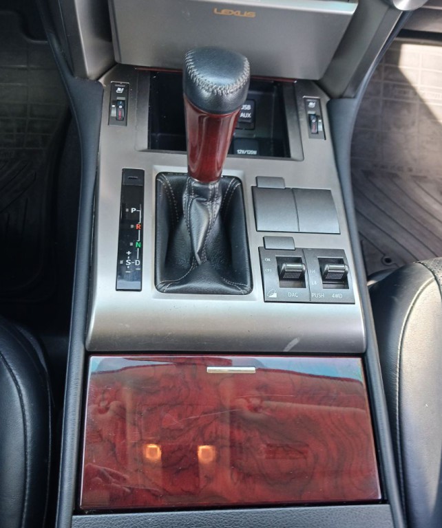 2012 Lexus GX 460 Image 13