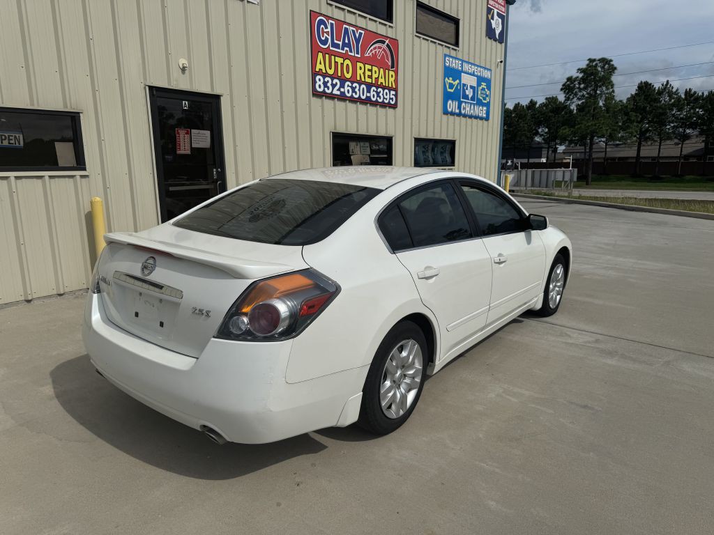 2009 Nissan Altima Image 6