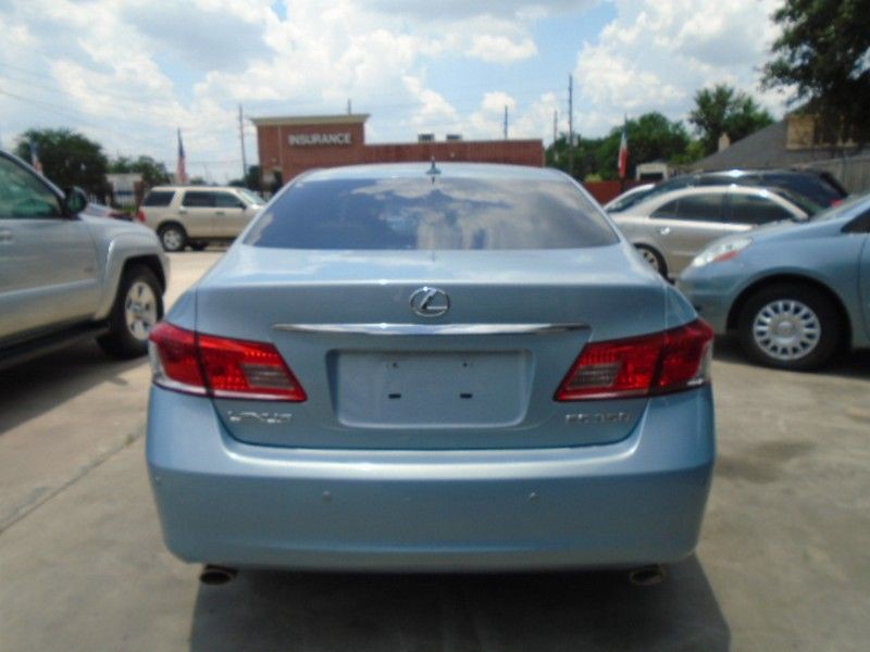 2010 Lexus ES 350 Image 4