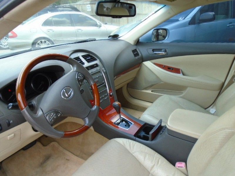 2010 Lexus ES 350 Image 8