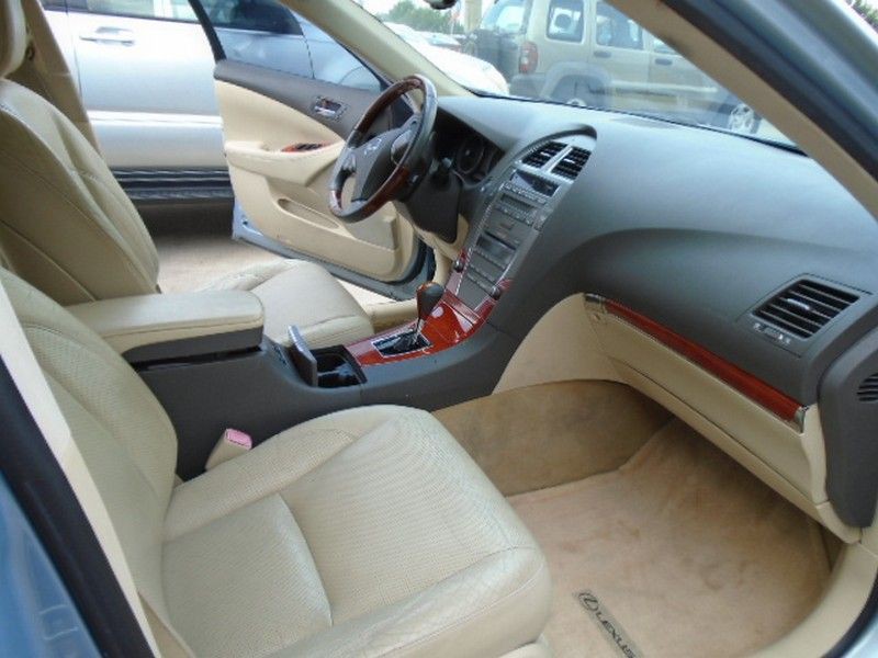 2010 Lexus ES 350 Image 15