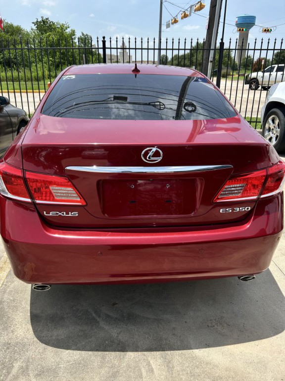2010 Lexus ES 350 Image 2
