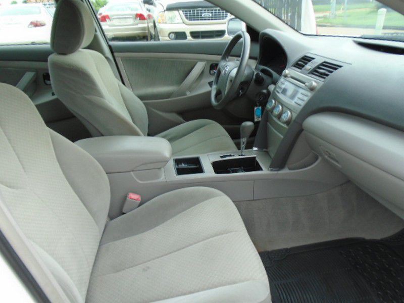 2009 Toyota Camry Image 13