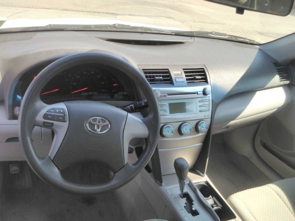2009 Toyota Camry Image 23