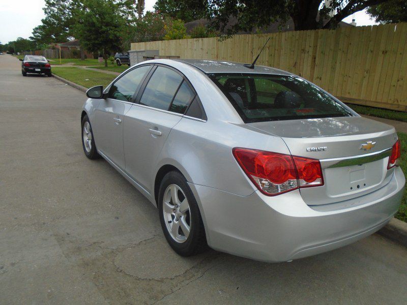 2013 Chevrolet Cruze Image 6