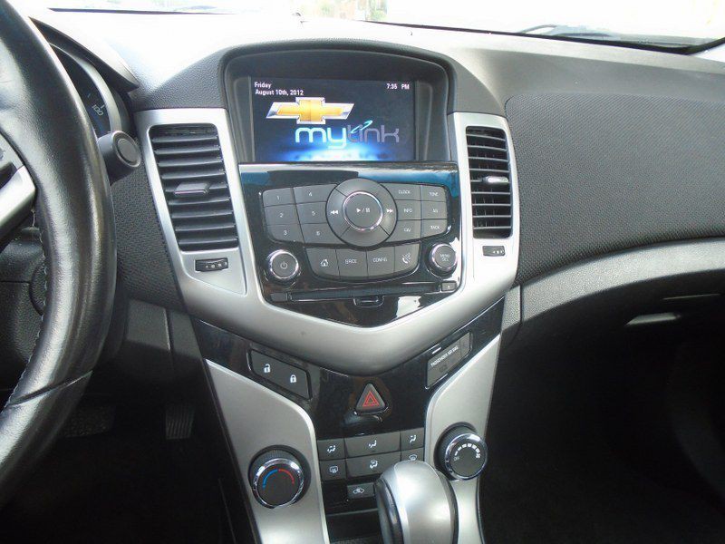 2013 Chevrolet Cruze Image 10