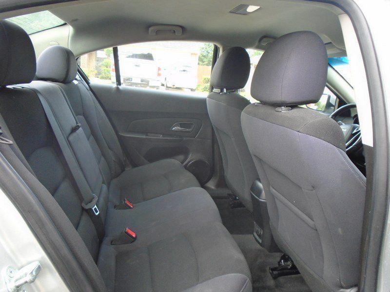2013 Chevrolet Cruze Image 11