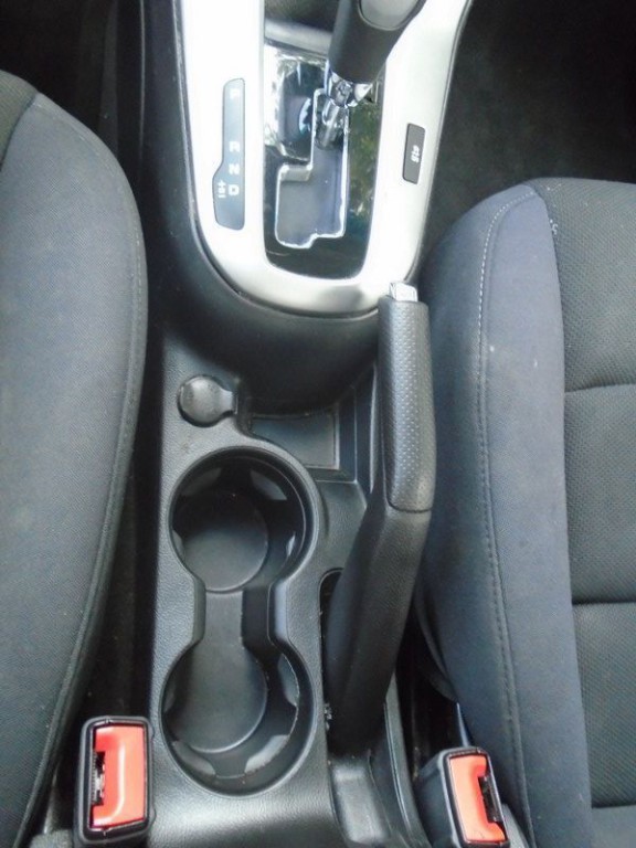 2013 Chevrolet Cruze Image 14