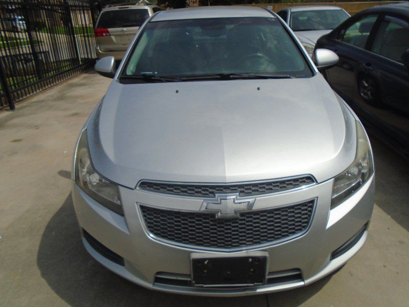 2013 Chevrolet Cruze Image 28
