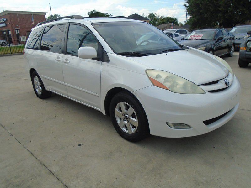 2006 Toyota Sienna Image 3