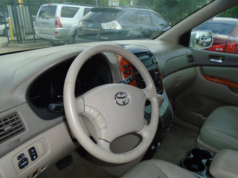 2006 Toyota Sienna Image 10