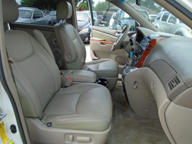 2006 Toyota Sienna Image 14