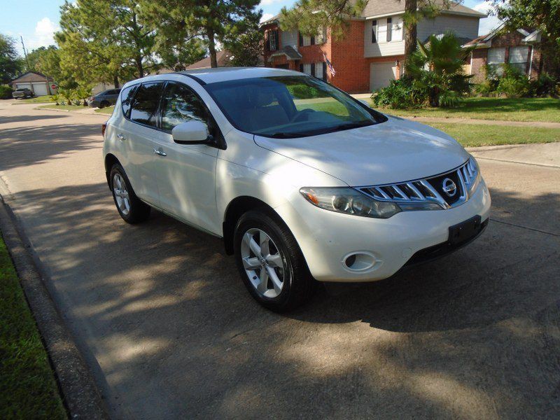 2010 Nissan Murano Image 2