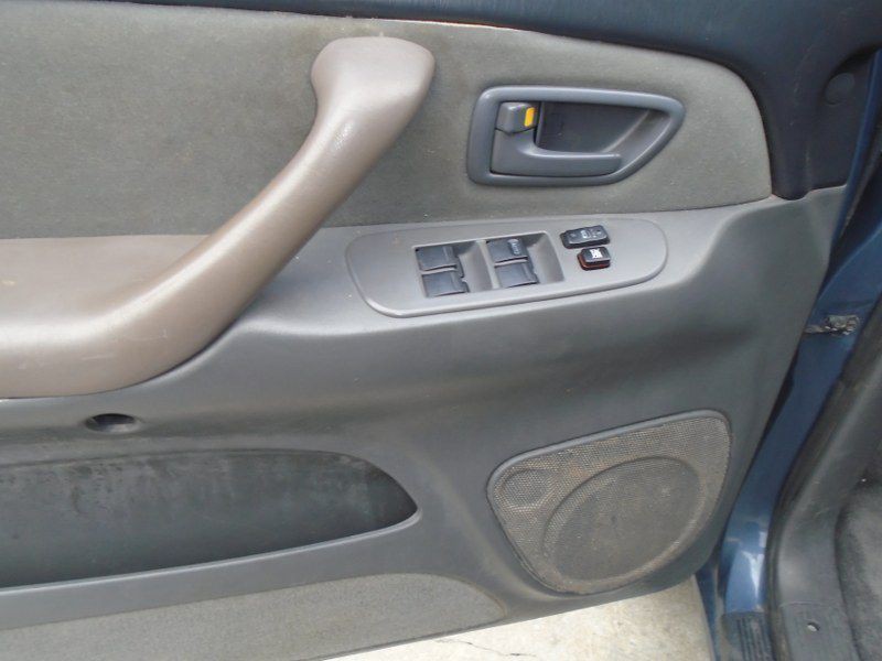 2005 Toyota Tundra Image 12