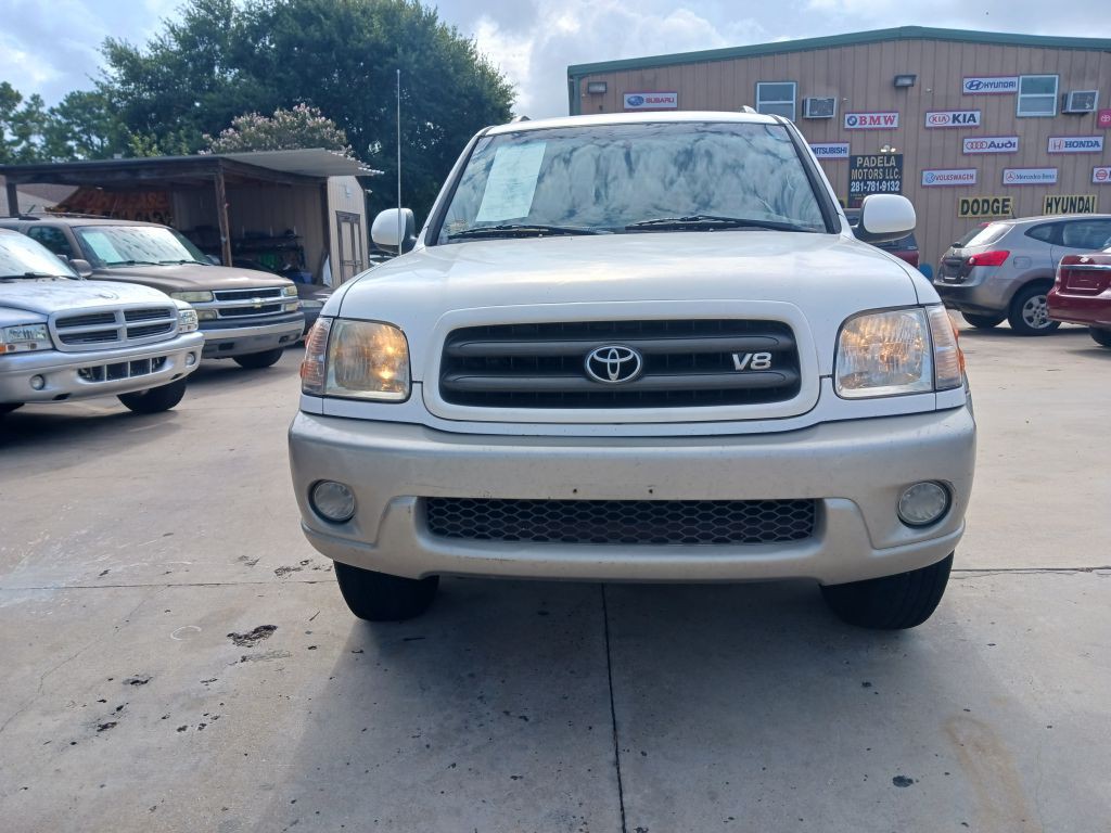 2002 Toyota Sequoia Image 3