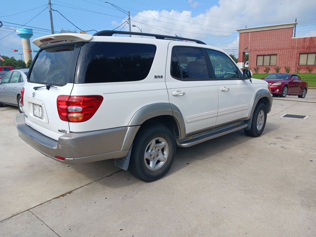 2002 Toyota Sequoia Image 8