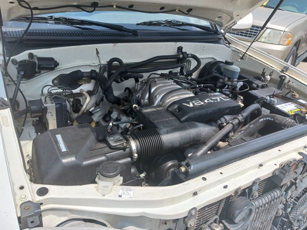 2002 Toyota Sequoia Image 28