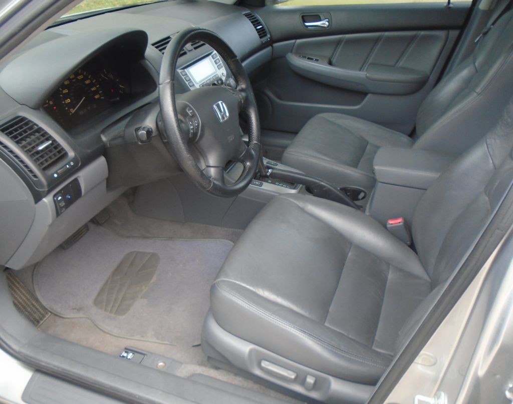 2006 Honda Accord Image 11