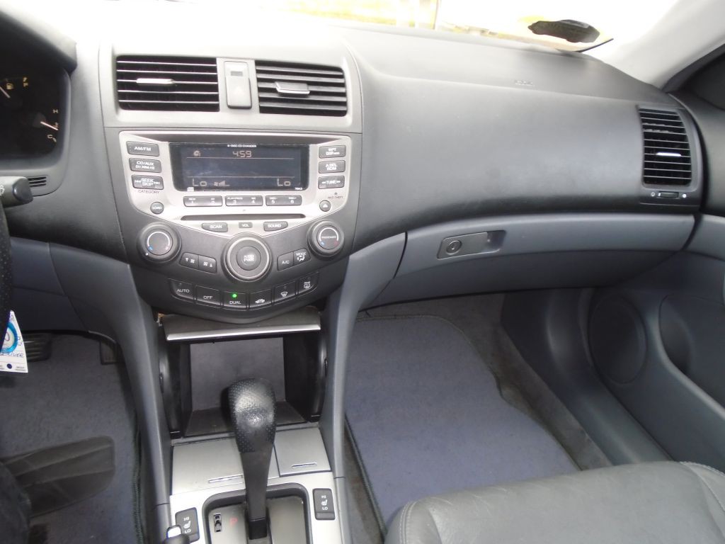 2006 Honda Accord Image 14