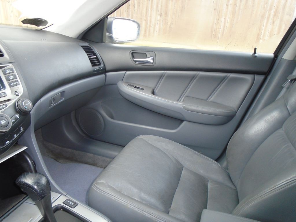 2006 Honda Accord Image 15