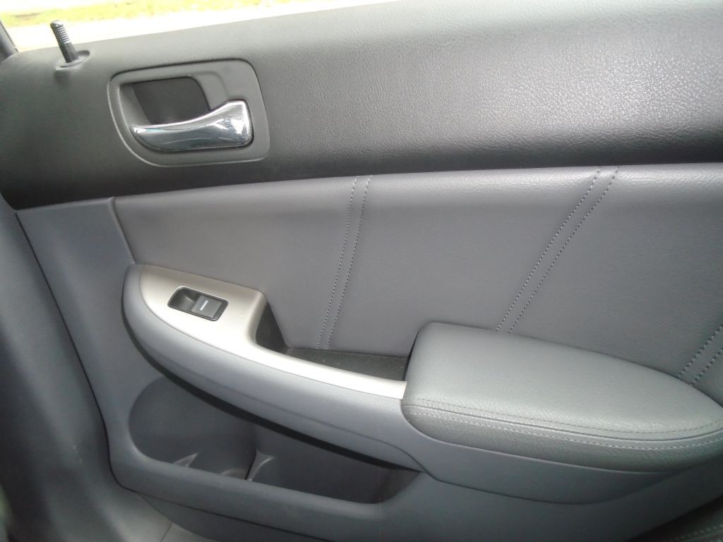 2006 Honda Accord Image 19