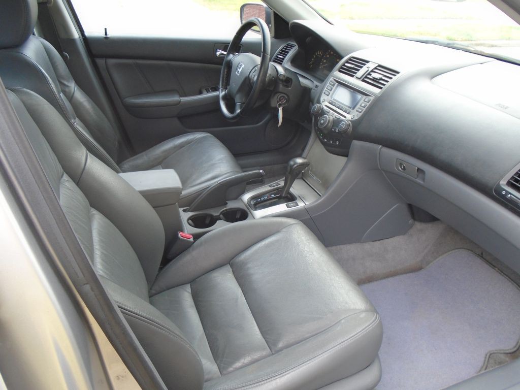 2006 Honda Accord Image 22