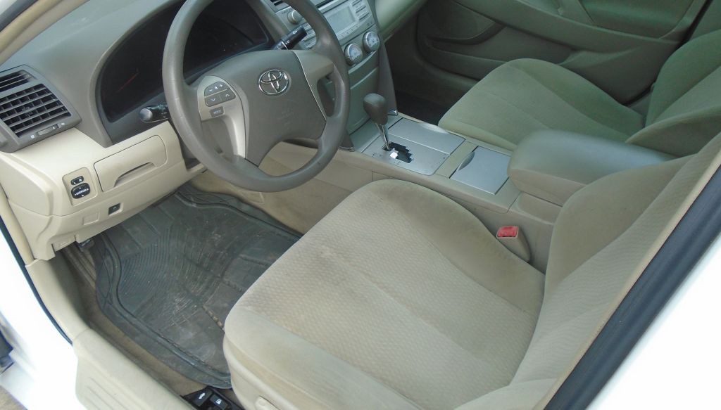 2011 Toyota Camry Image 24