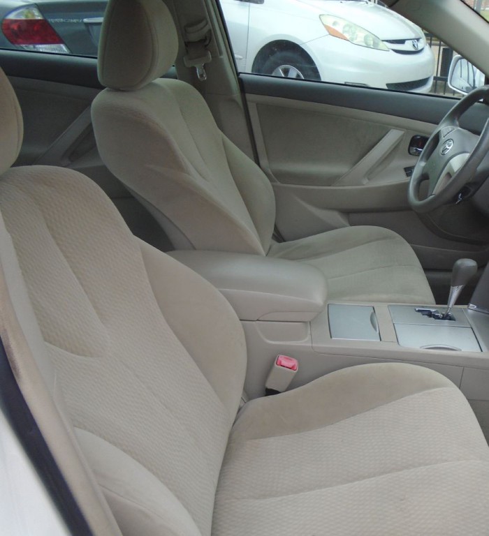 2011 Toyota Camry Image 28