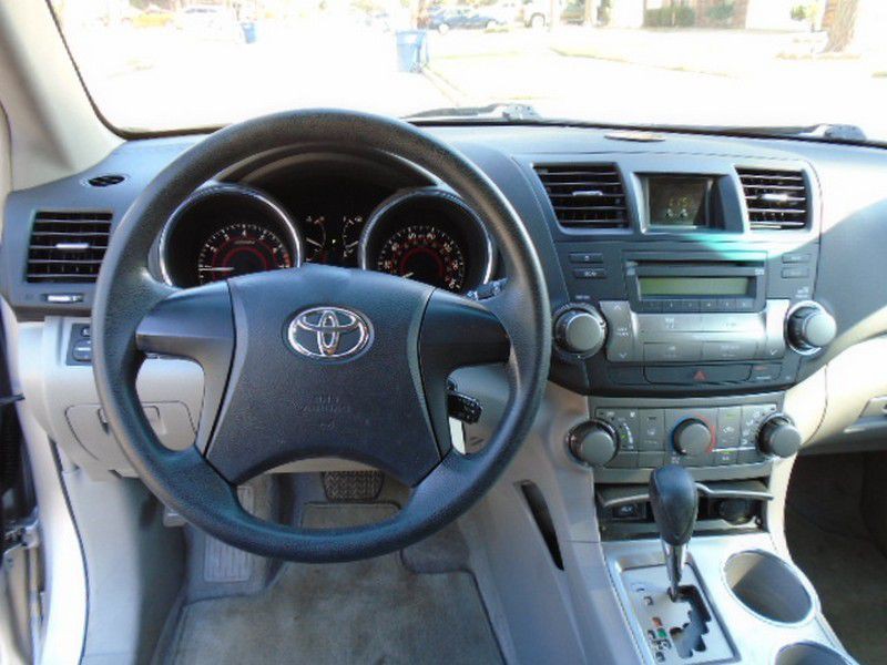 2008 Toyota Highlander Image 9