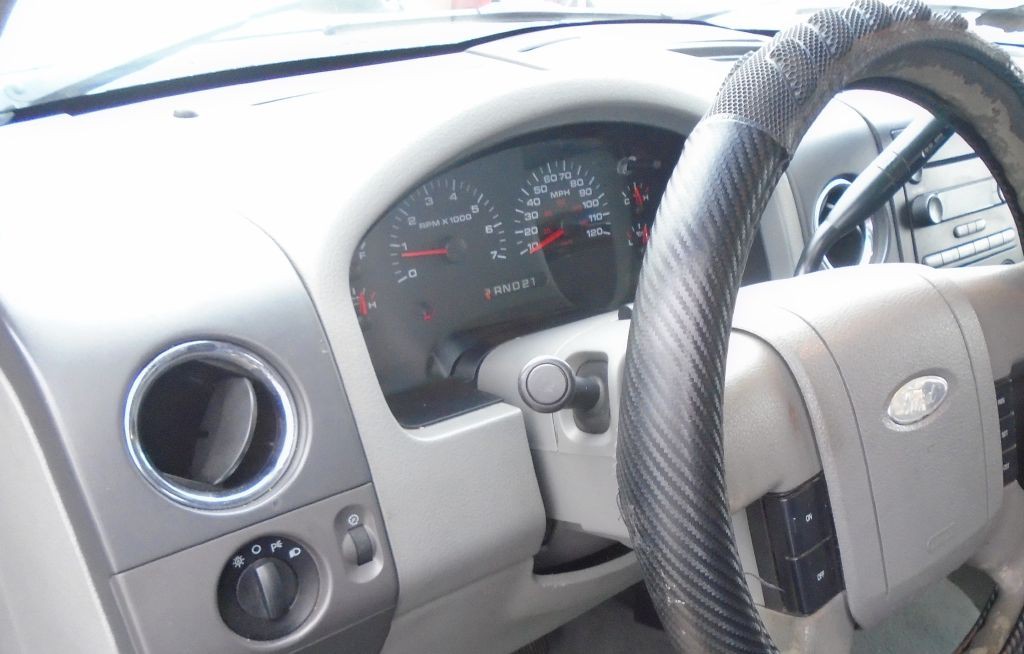 2005 Ford F-150 Image 17