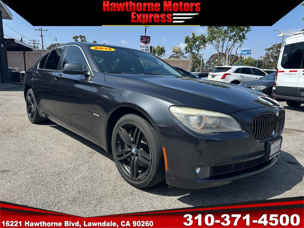 2012 BMW 7 Series Image 1