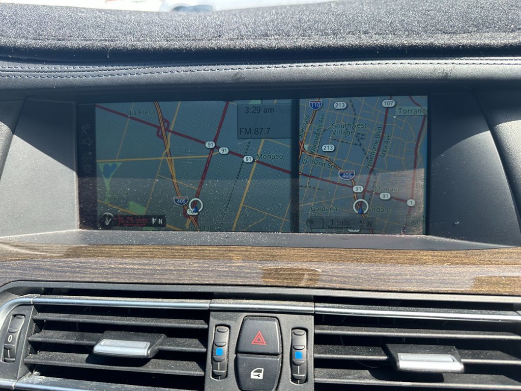 2012 BMW 7 Series Image 14