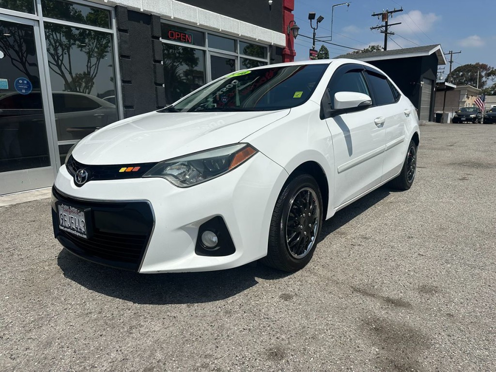 2016 Toyota Corolla Image 3