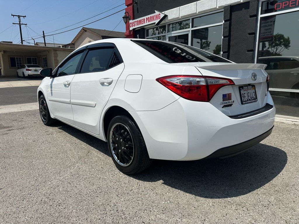 2016 Toyota Corolla Image 5